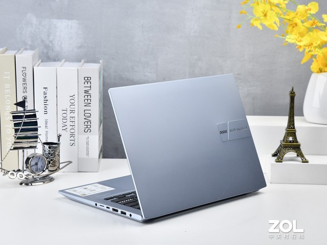 2022年輕薄本這樣買 這三款直接照搬 