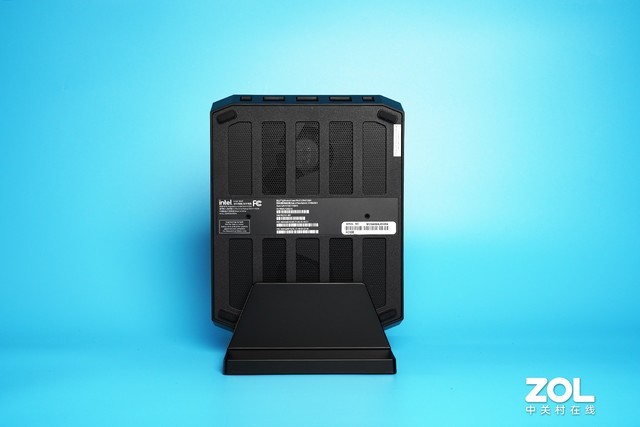 英特爾蝰蛇峽谷NUC評測