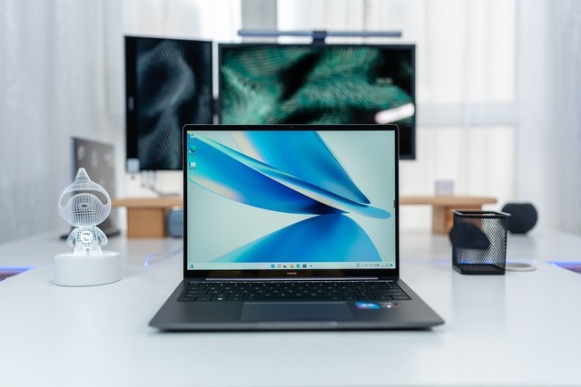 【必買】預算6000元內 推薦兩款值得買的輕薄本 