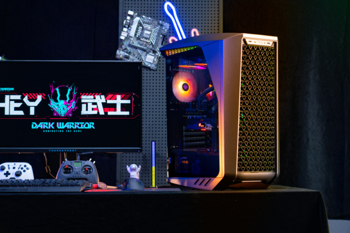 雷神黑武士5-Shark全面評測：首發13代酷睿強芯，硬核“鯊魚”暢玩游戲