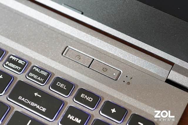 機械革命極光Pro評測：6000價位超值12代酷睿游戲本 