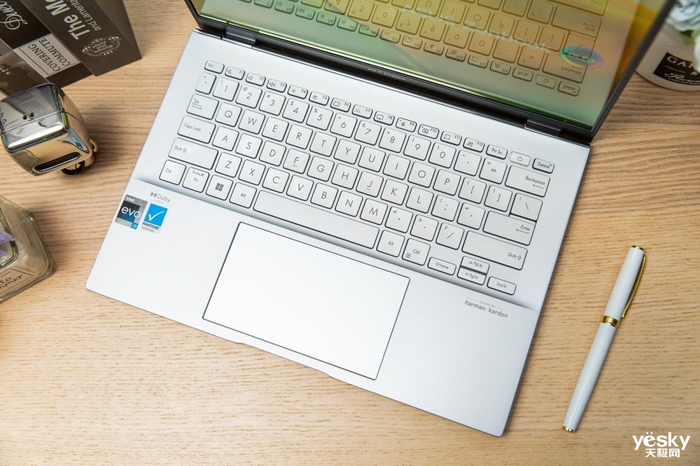 華碩靈耀14 2023評測：i7-1360P加持下的品質高顏輕薄本